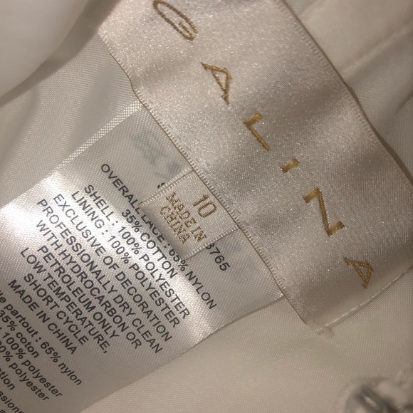 Galina from David’s Bridal Bridal Gown - Picture 6 of 6